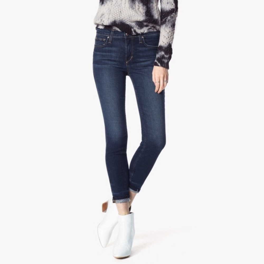 Joes Jeans, The Markie, skinny crop. Size 27.